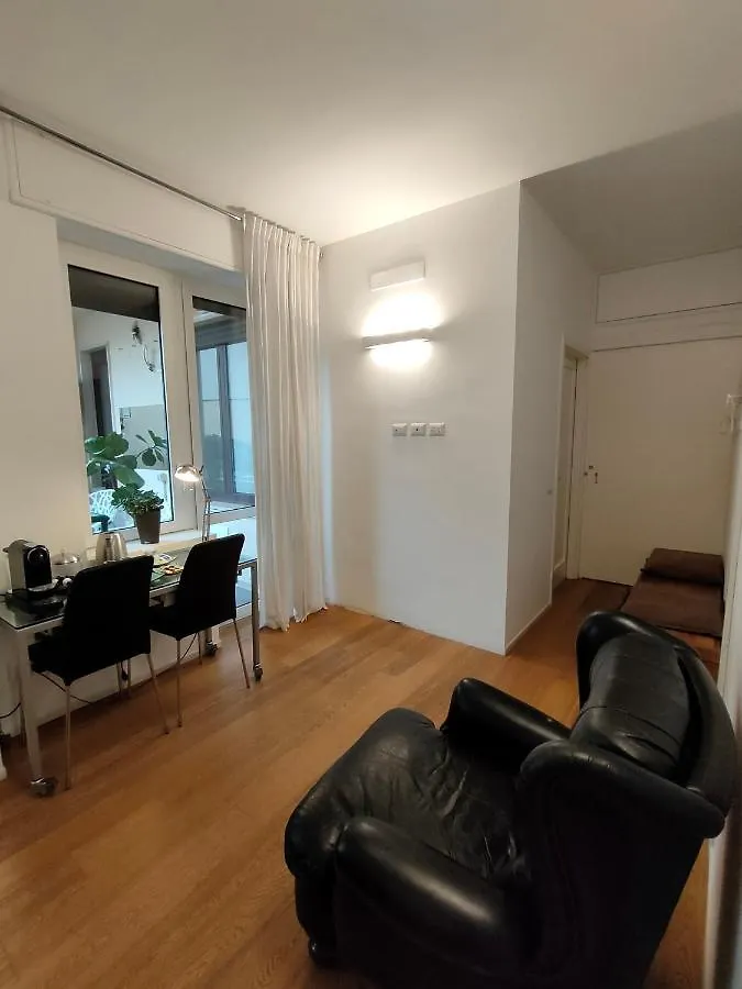 La Casa Di Sole Hotel Milan 0*,